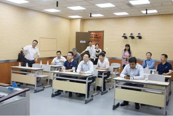 20170610 國家發(fā)展改革委宏觀經(jīng)濟研究院一行領導蒞臨東泰公司調(diào)研821.png